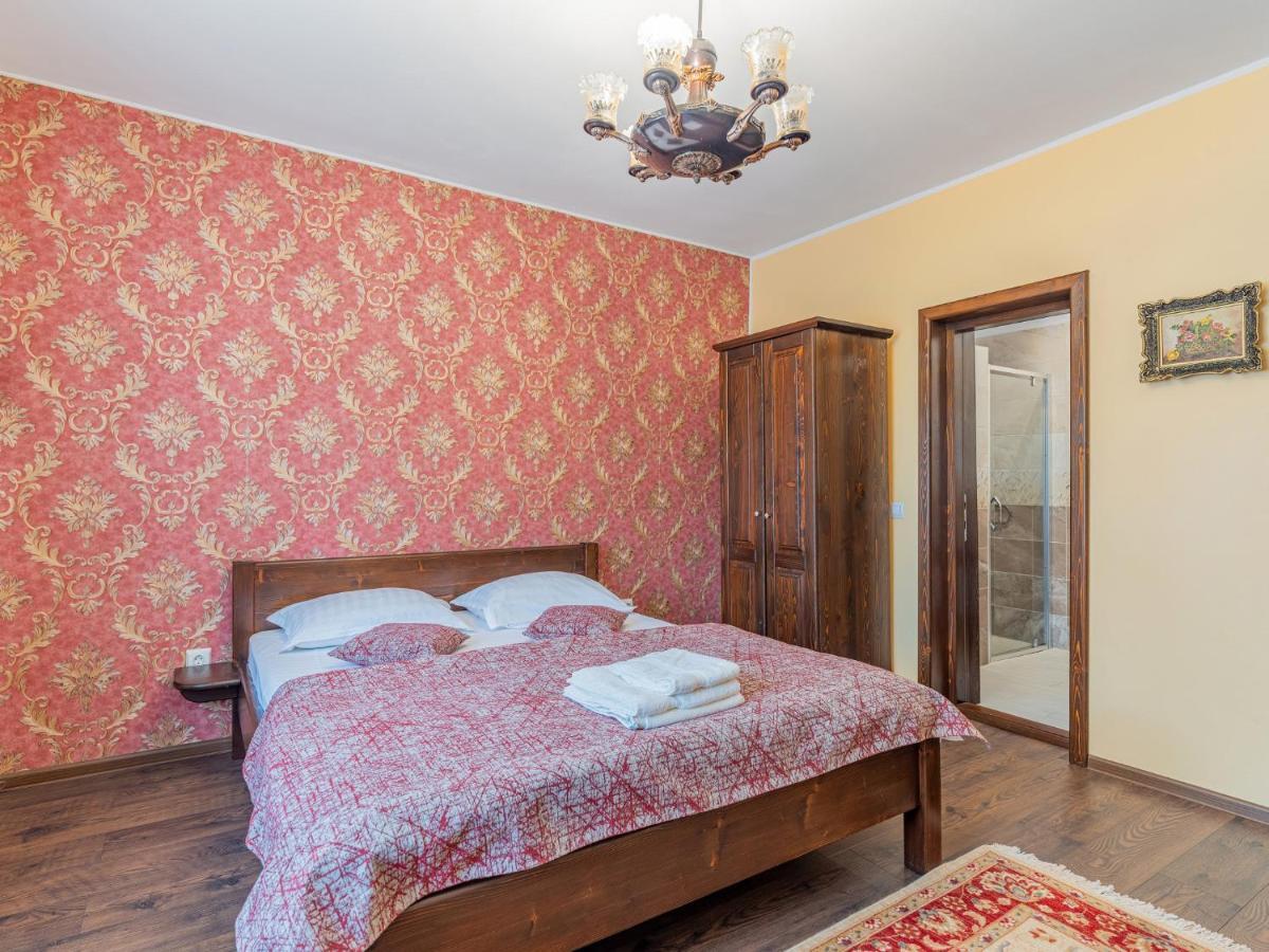 فندق Casa Saraste Rîşnov المظهر الخارجي الصورة