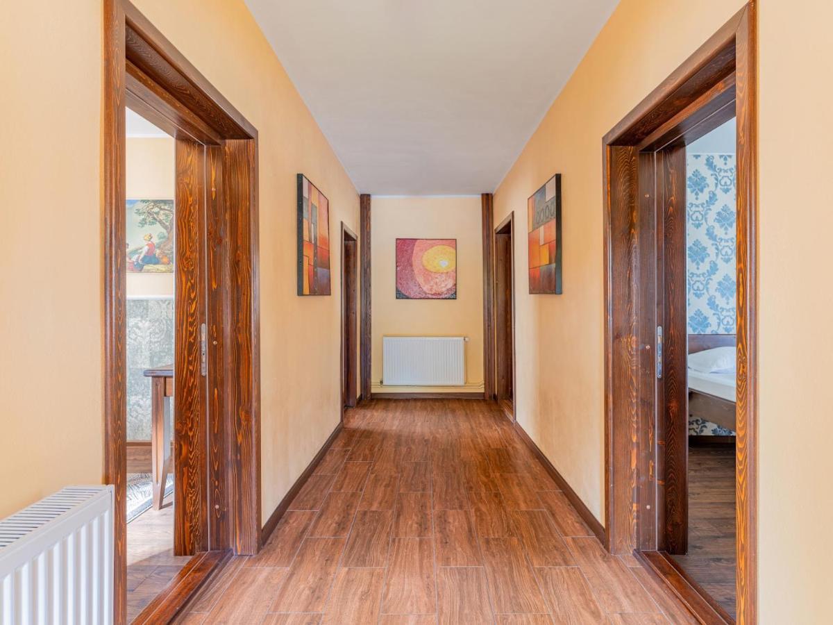 فندق Casa Saraste Rîşnov المظهر الخارجي الصورة