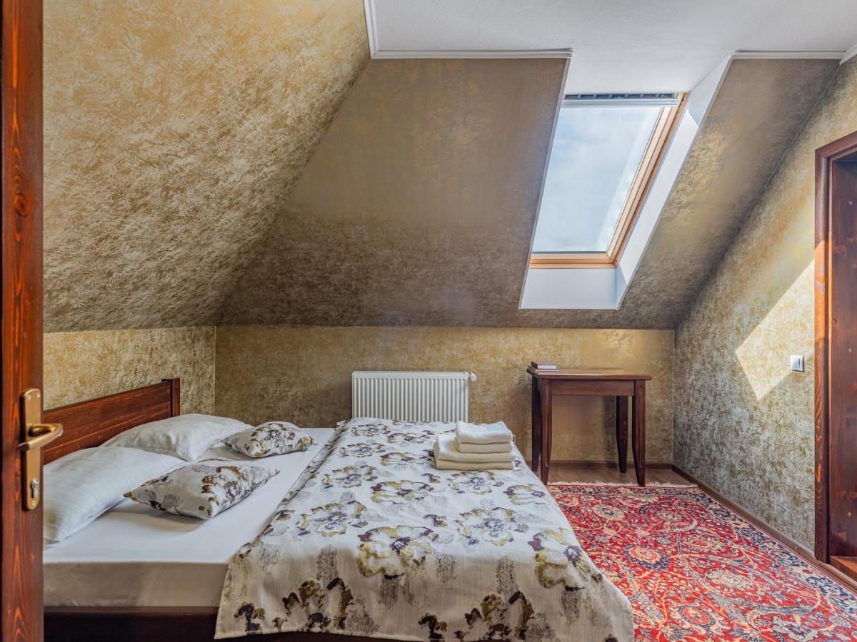 فندق Casa Saraste Rîşnov المظهر الخارجي الصورة