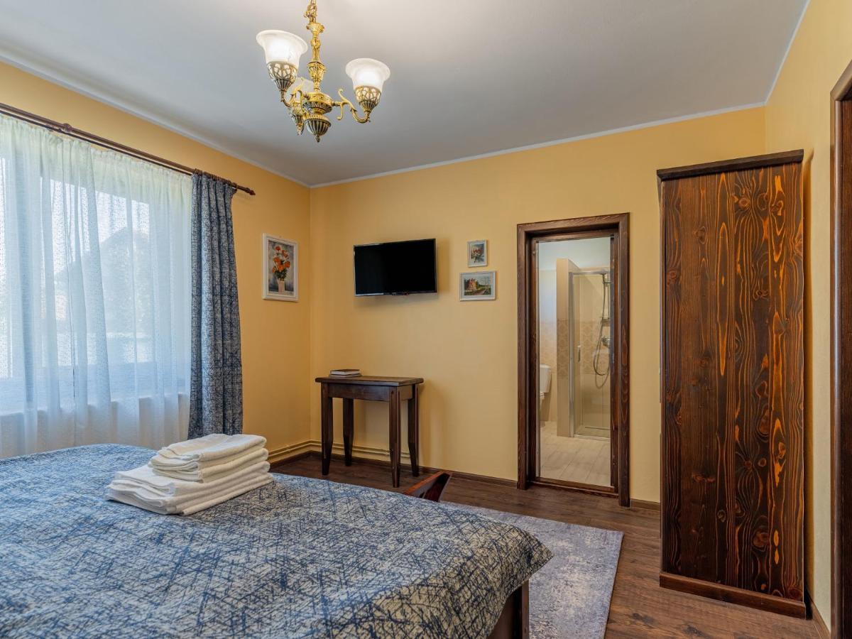 فندق Casa Saraste Rîşnov المظهر الخارجي الصورة